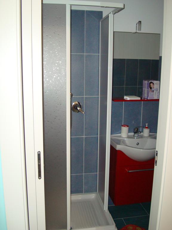 Guest House Mare E Luna Fiumefreddo Bruzio Habitación foto